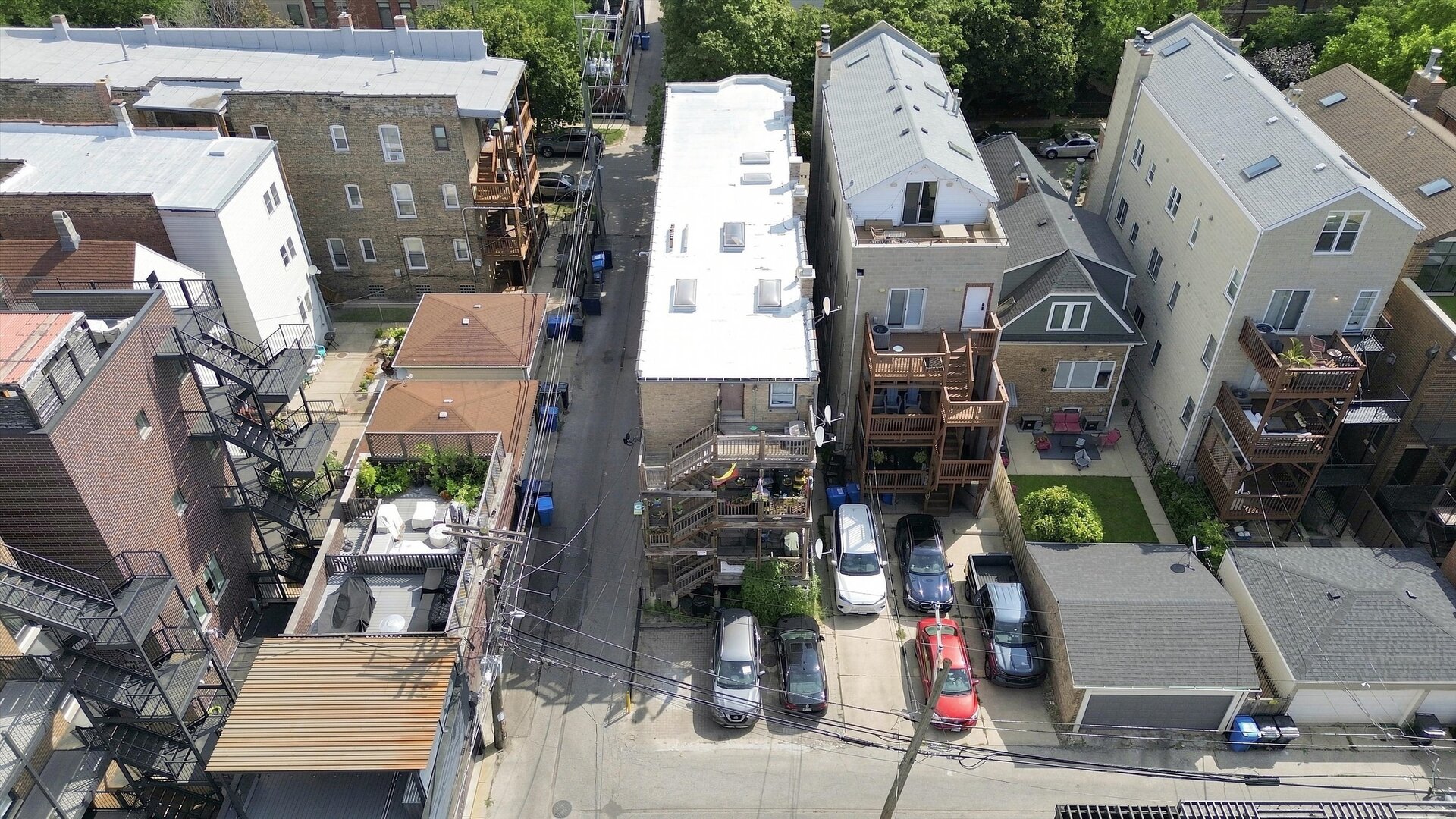 2744 N Bosworth Avenue Unit: G