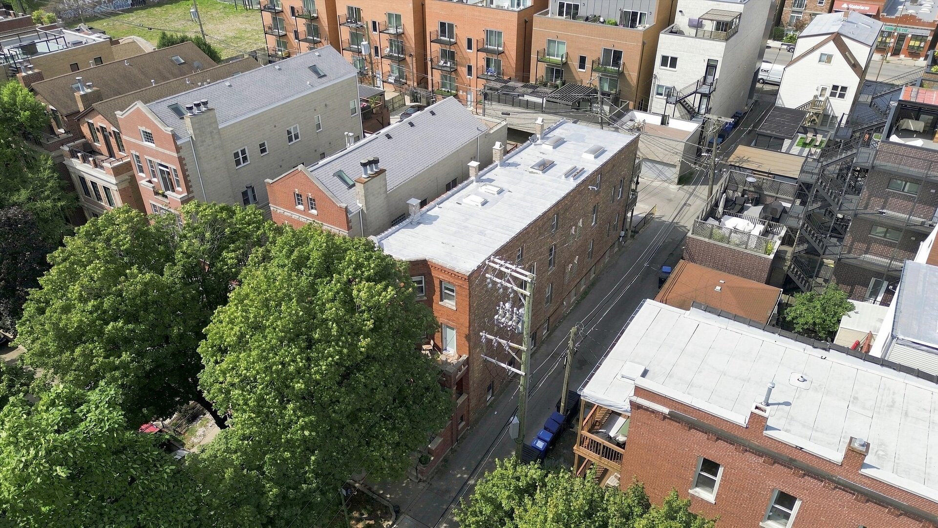 2744 N Bosworth Avenue Unit: G