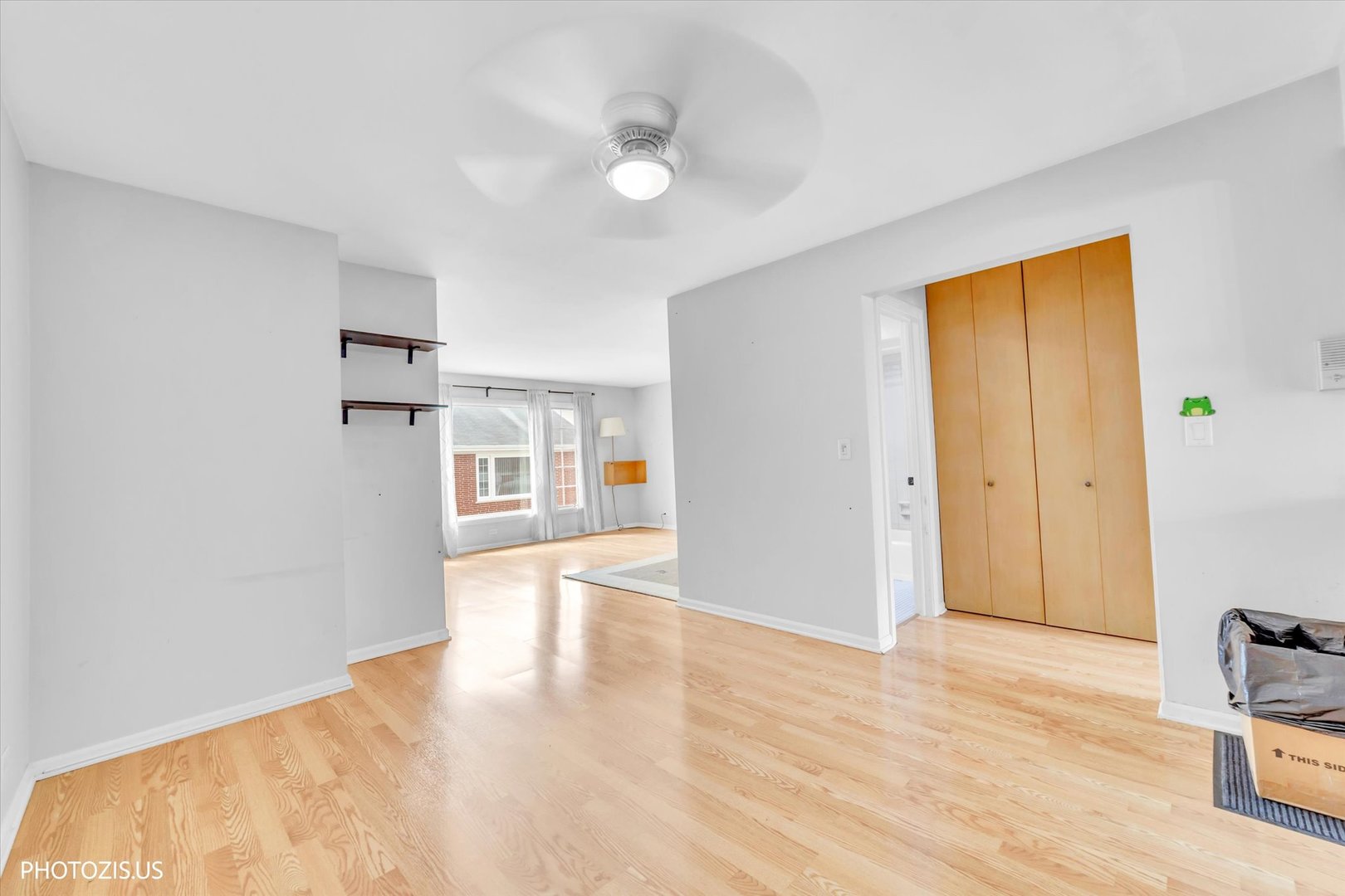 1450 Plymouth Place Unit: 2W