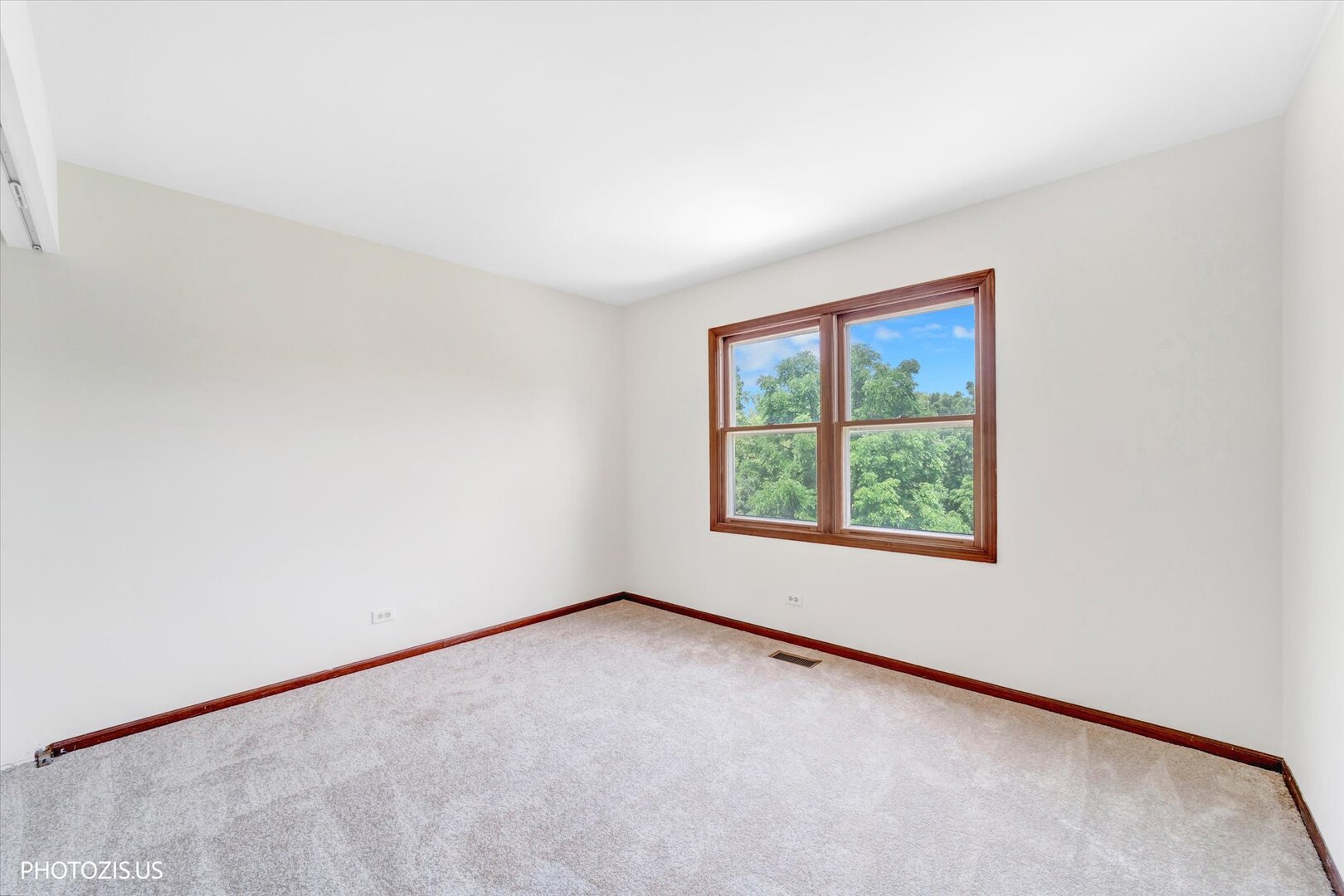 970 Ponderosa Lane