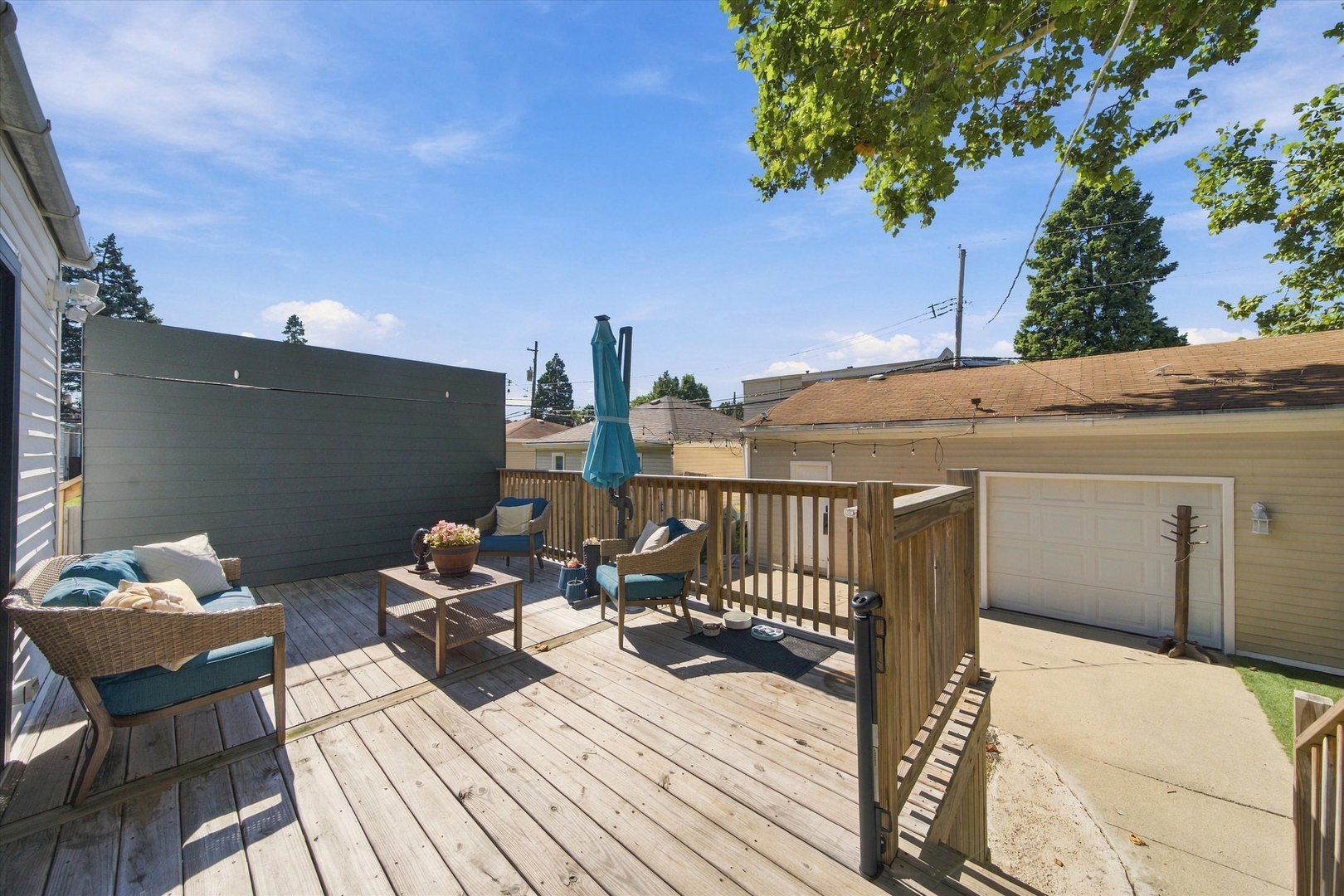 3066 N Nordica Avenue