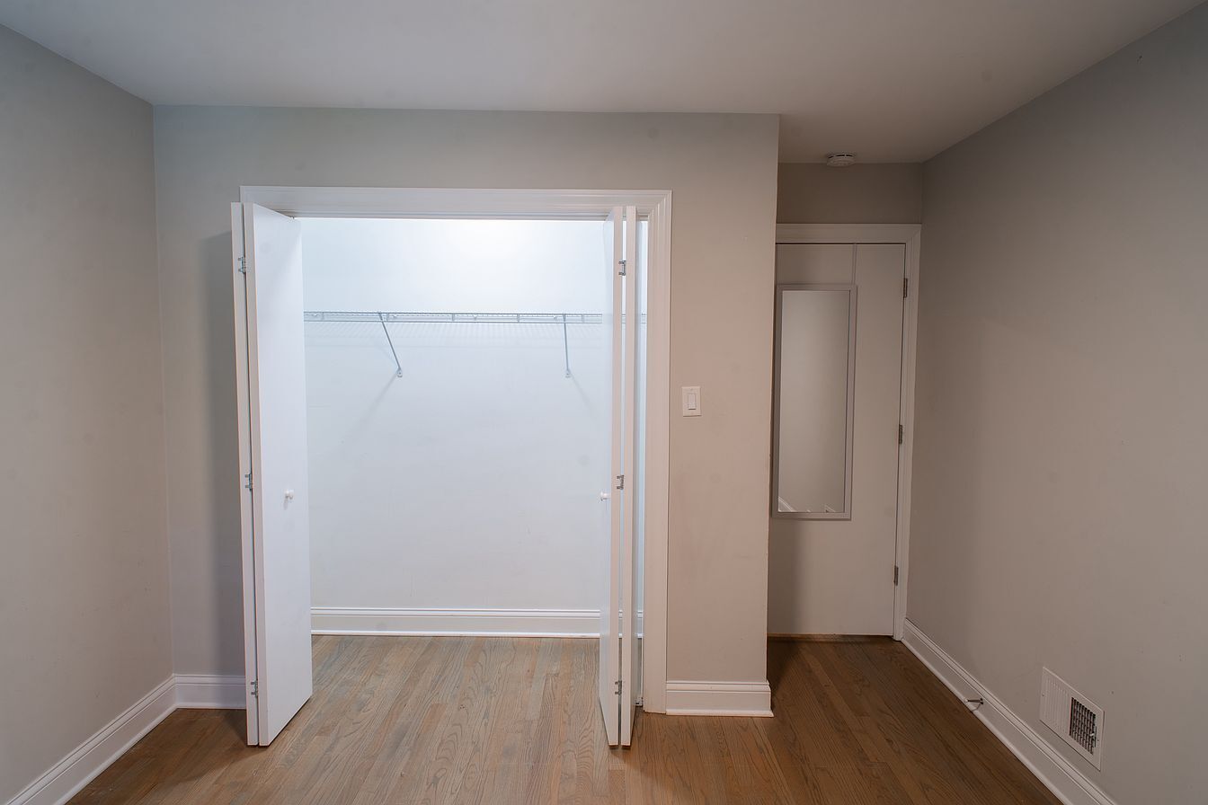 1619 Monroe Street Unit: 1