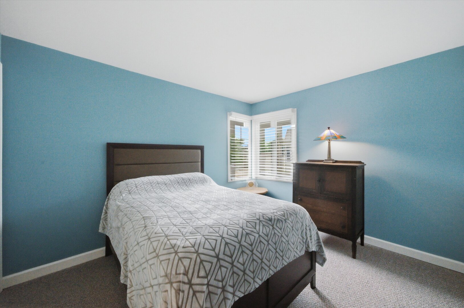 150 Inverness Court Unit: 2