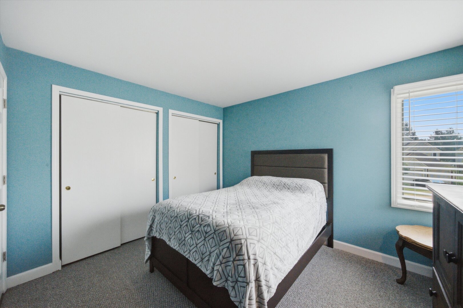 150 Inverness Court Unit: 2