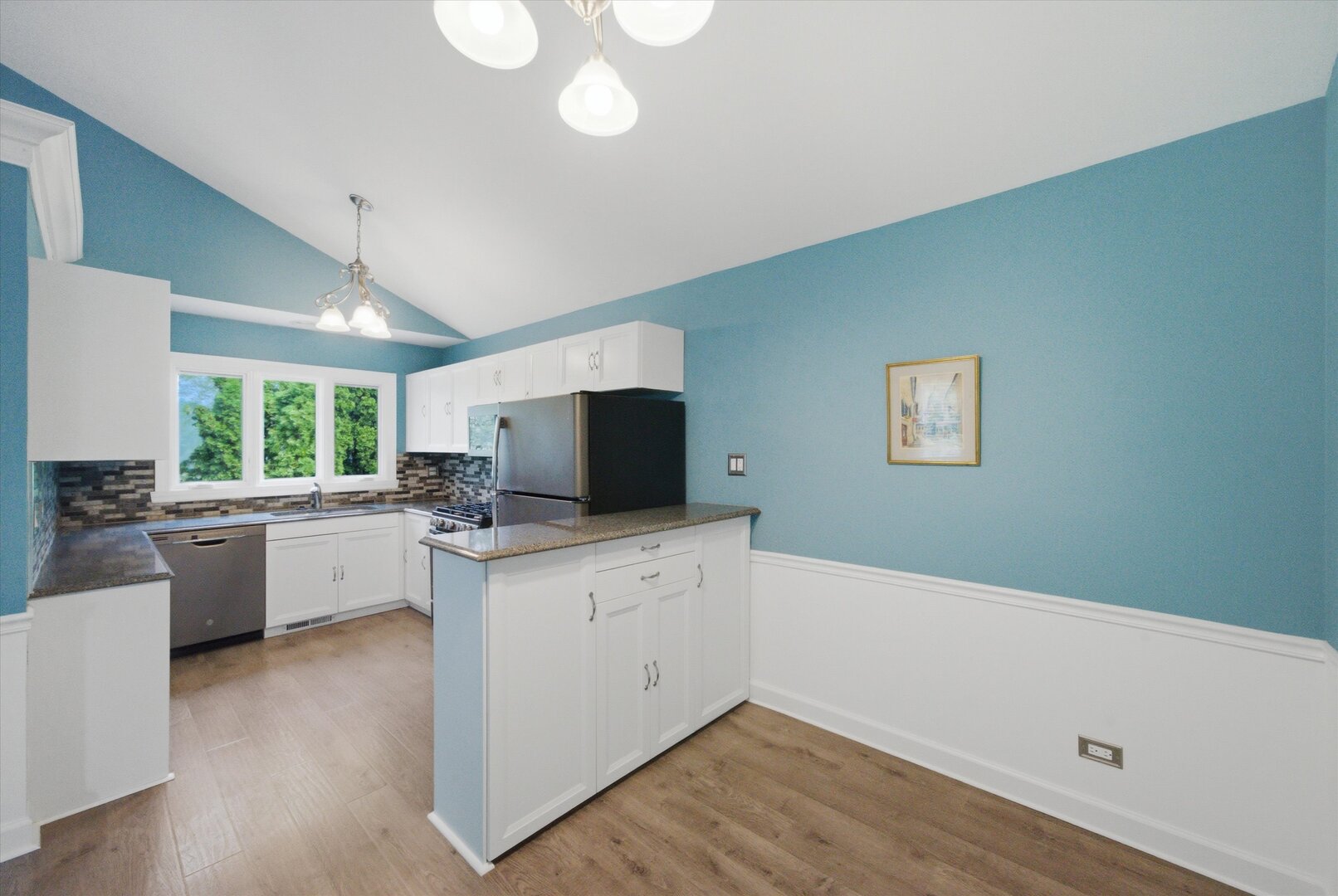 150 Inverness Court Unit: 2