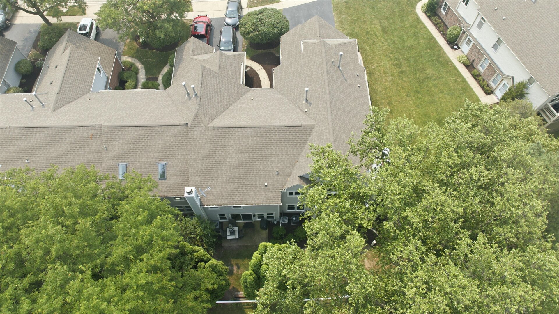 150 Inverness Court Unit: 2