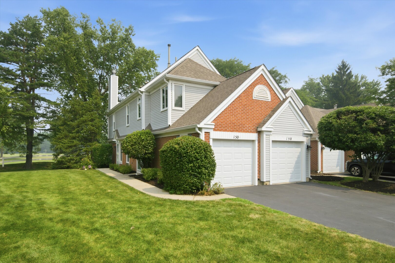 150 Inverness Court Unit: 2