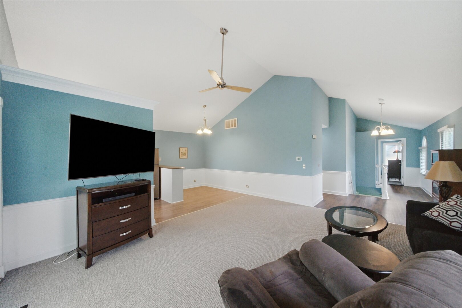 150 Inverness Court Unit: 2