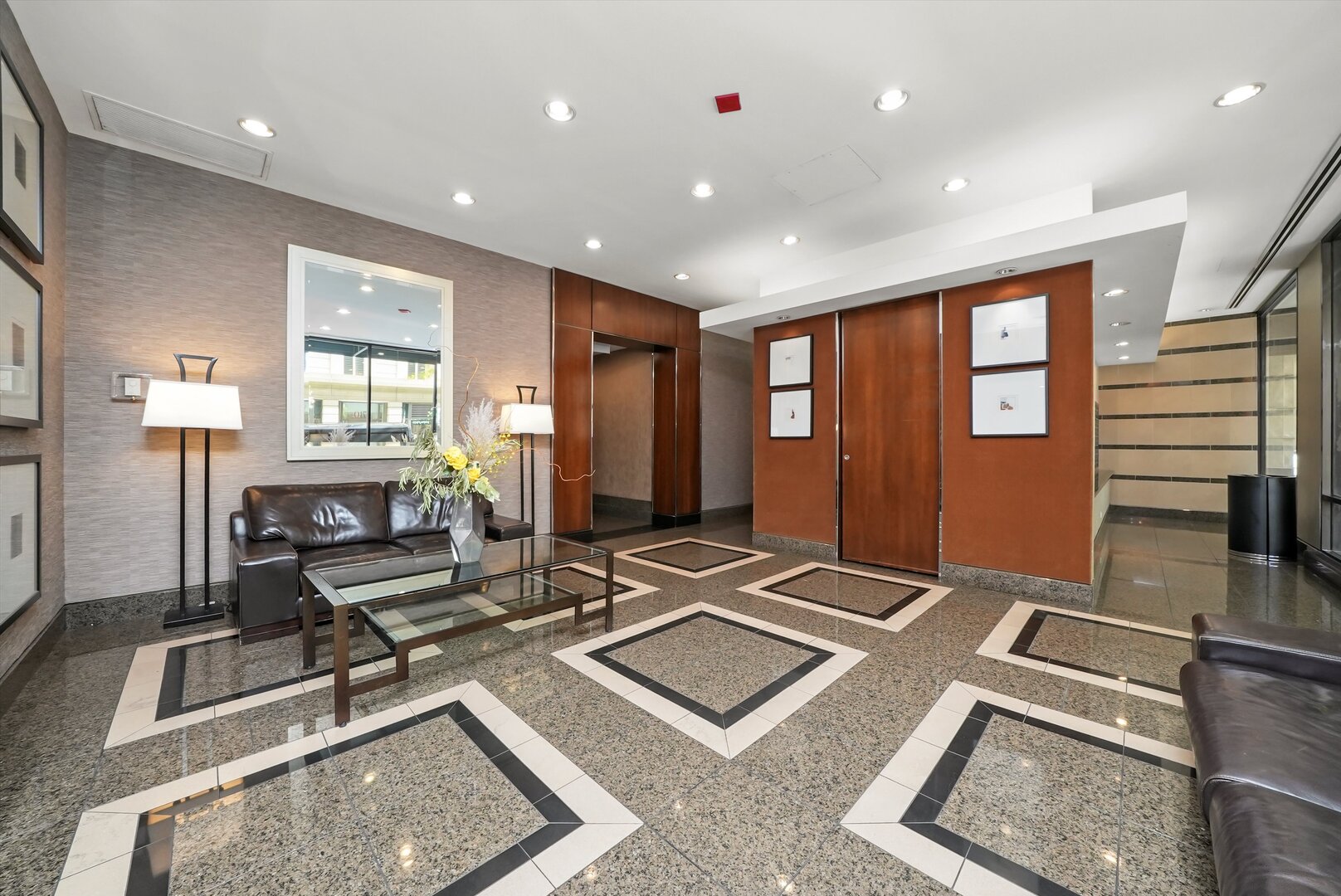 30 E Huron Street Unit: 3508