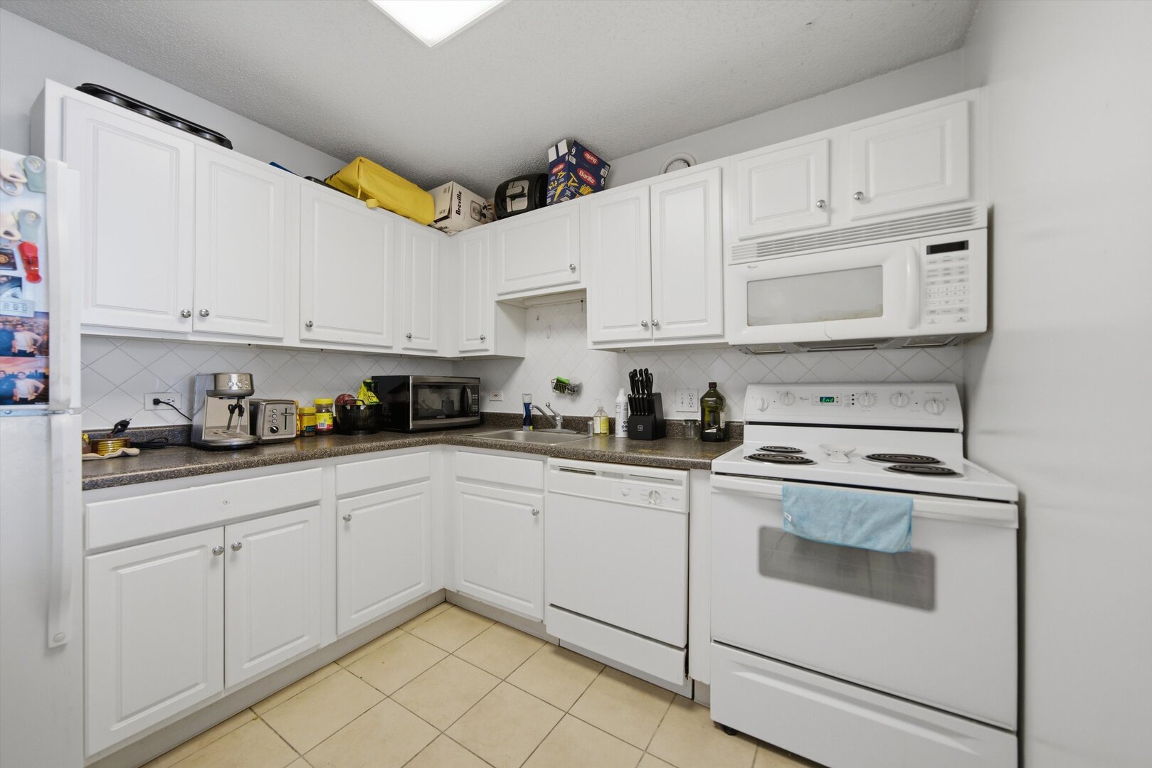 10 E Ontario Street Unit: 2003