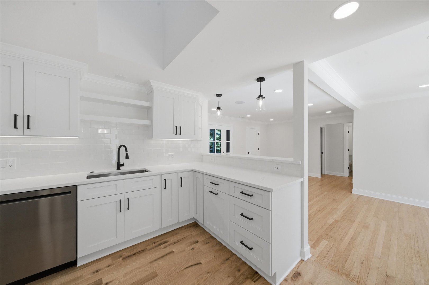 3309 Meadow Lane