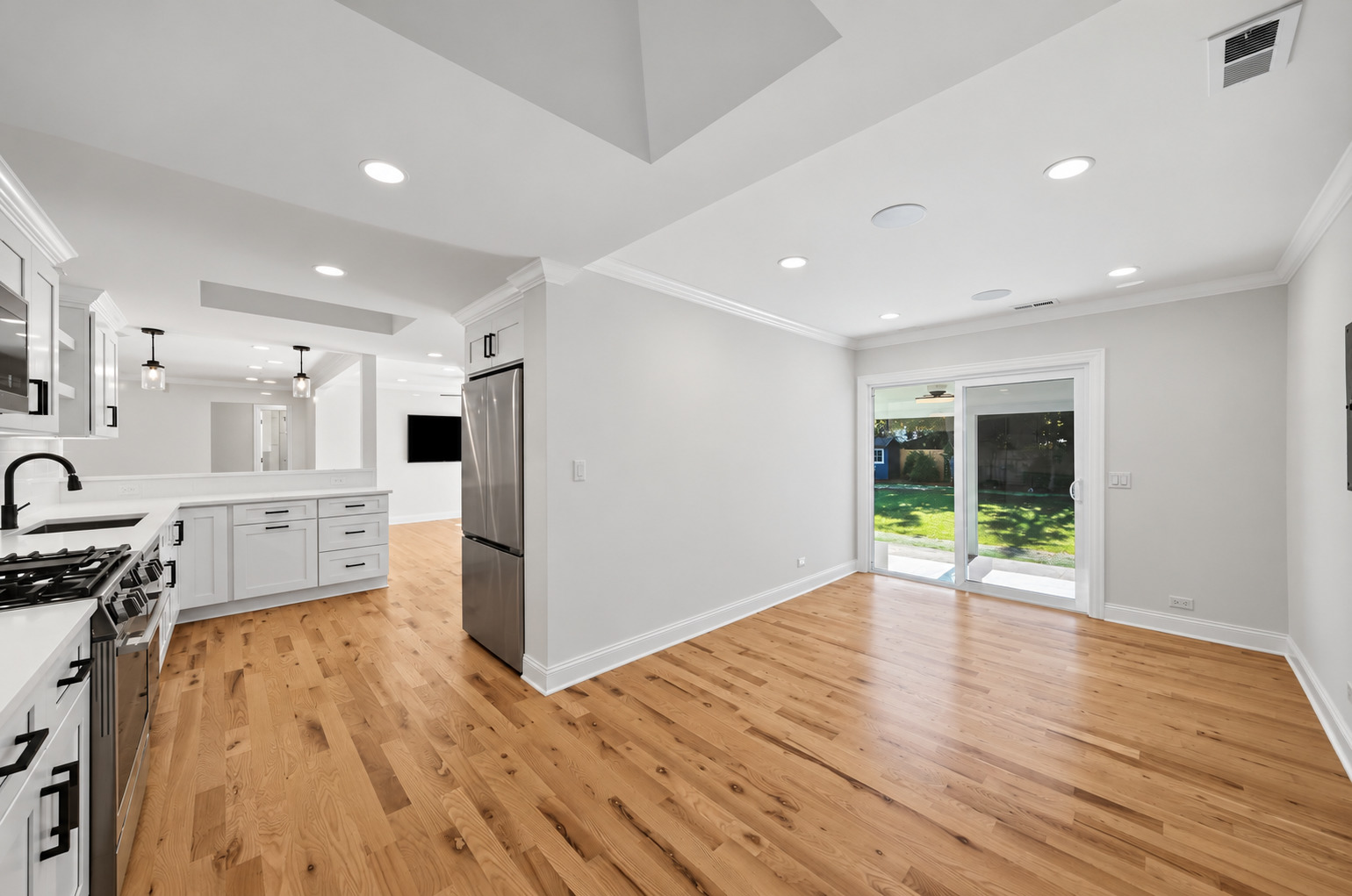 3309 Meadow Lane