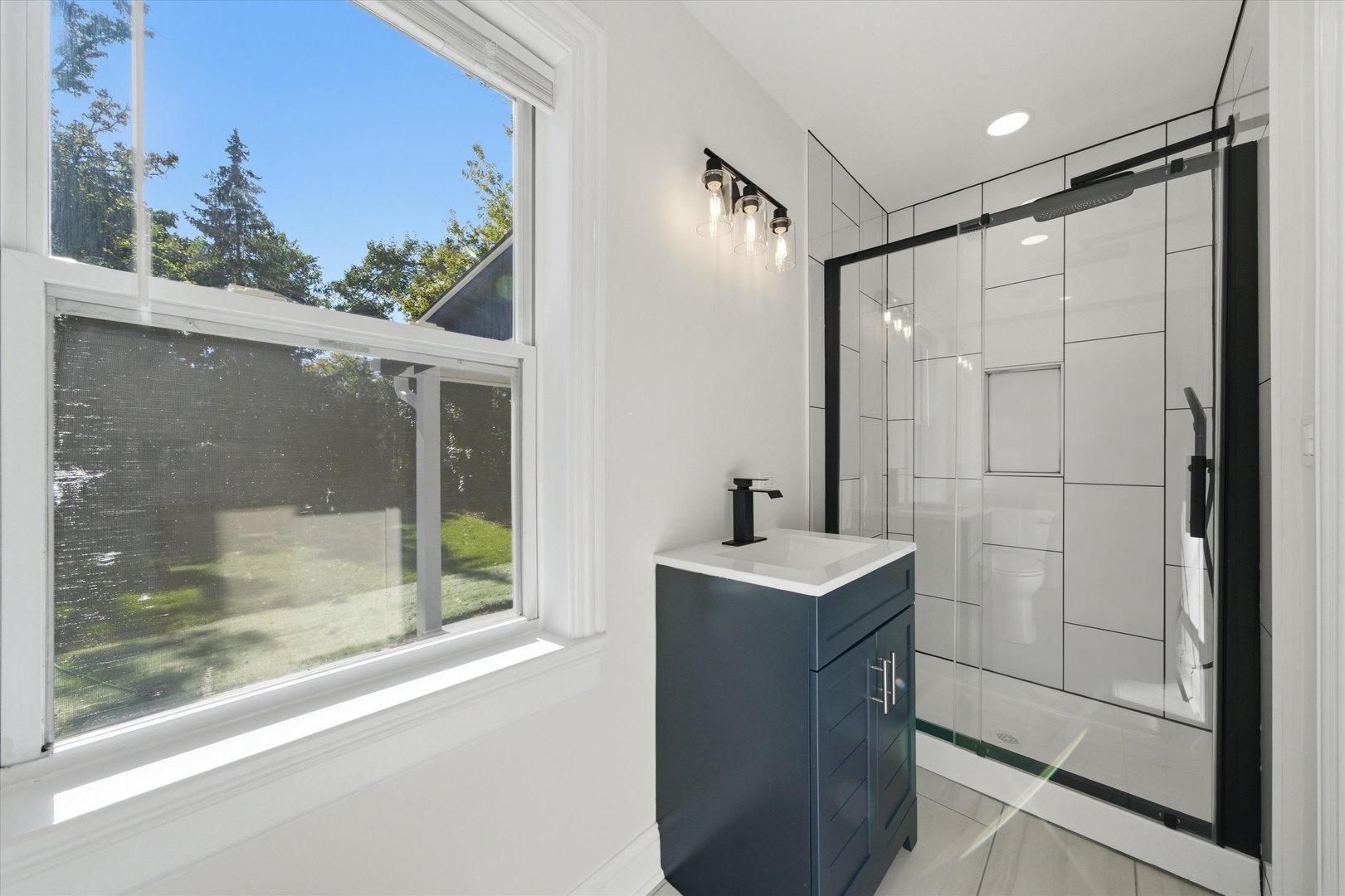 3309 Meadow Lane
