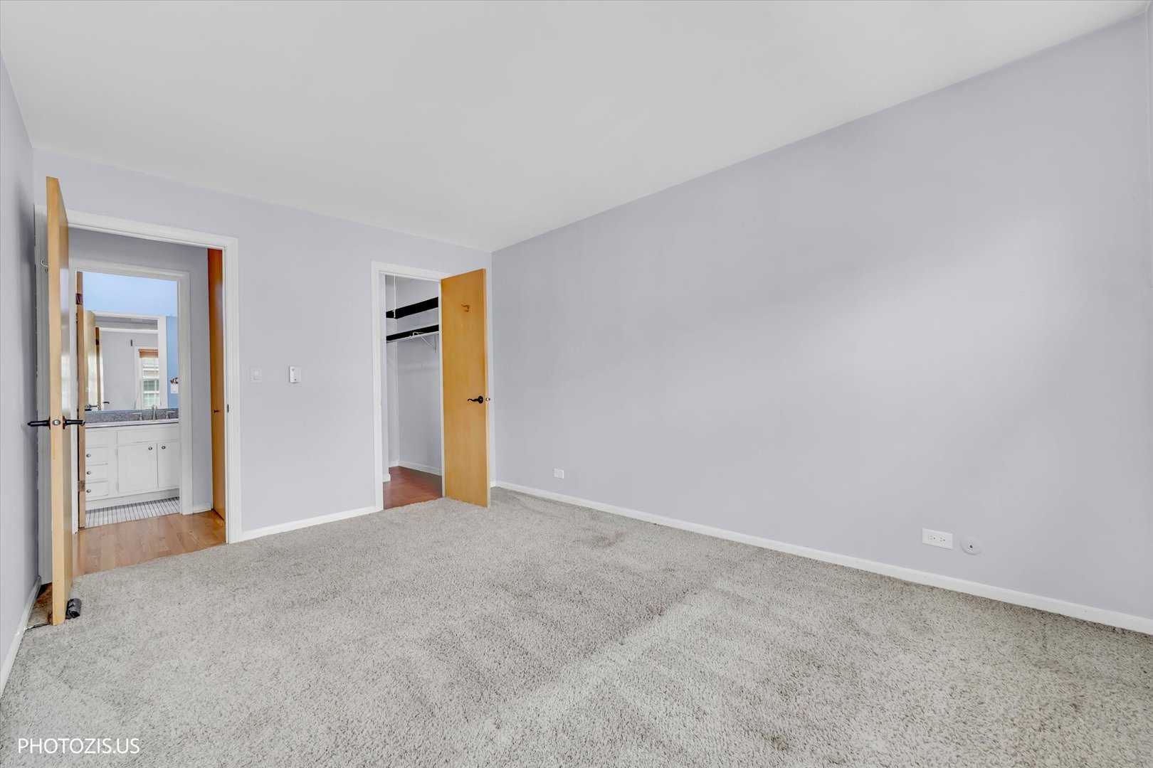 1450 Plymouth Place Unit: 2W