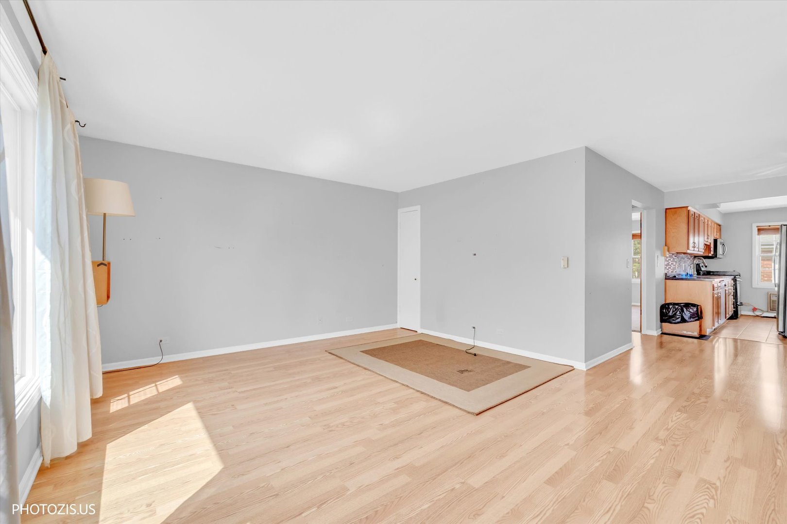 1450 Plymouth Place Unit: 2W
