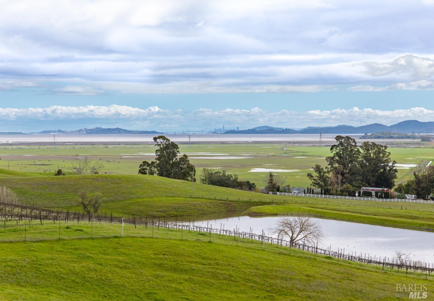 7689 Lakeville Highway