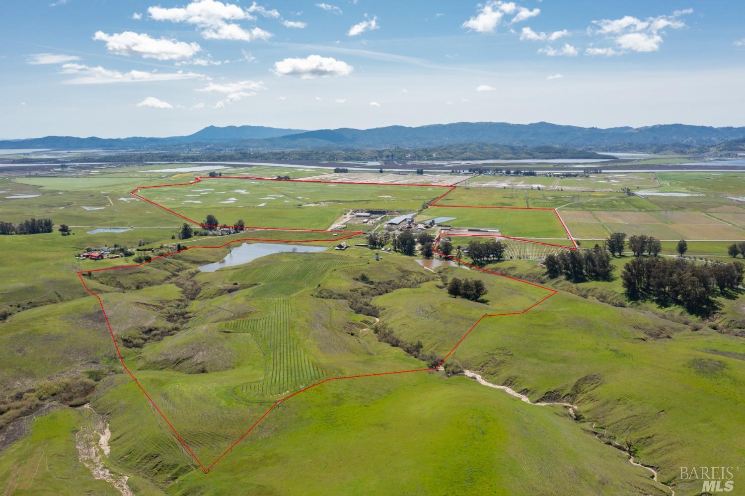 7689 Lakeville Highway