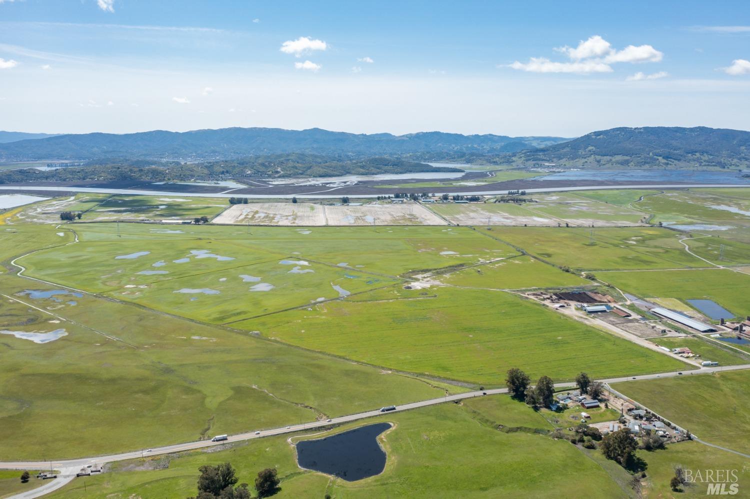 7689 Lakeville Highway