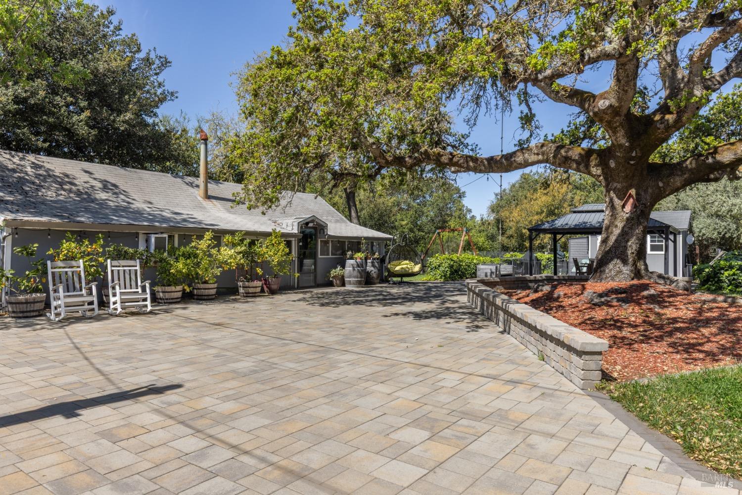 2134 Monticello Rd