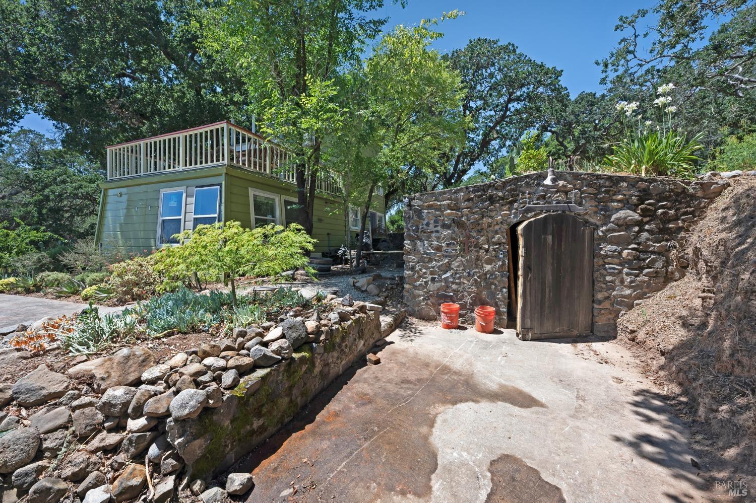 125 Cristo Ln