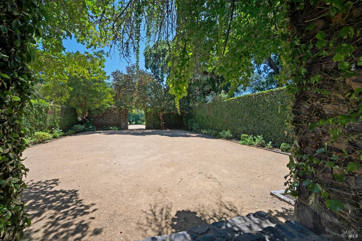 125 Cristo Ln