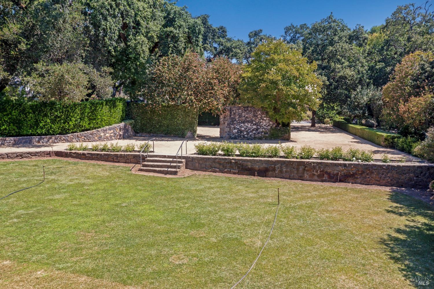 125 Cristo Ln