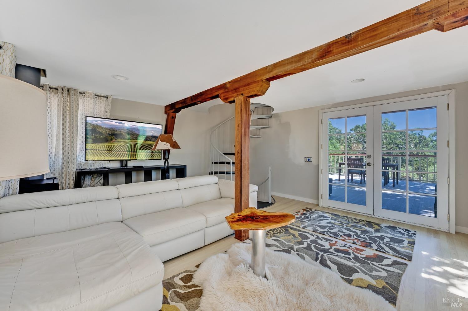 125 Cristo Ln
