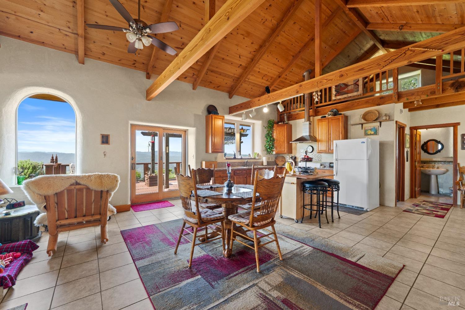 9655 Peachland Rd