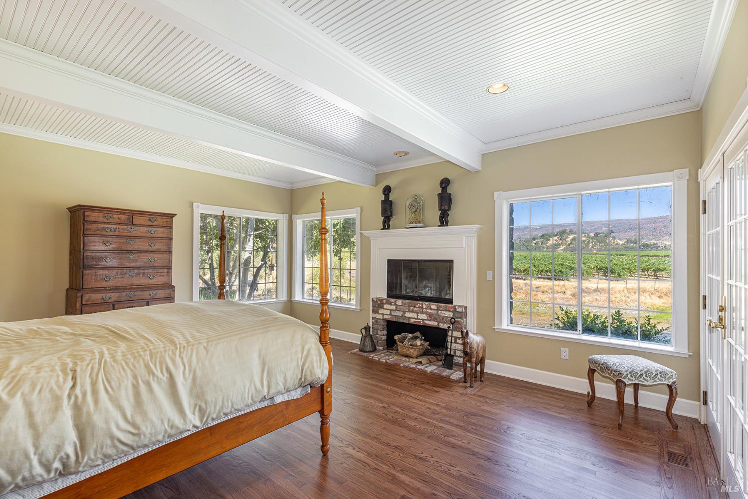 1650 Aetna Springs Ln