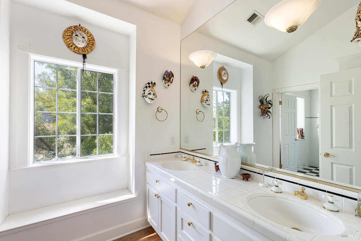 1650 Aetna Springs Ln