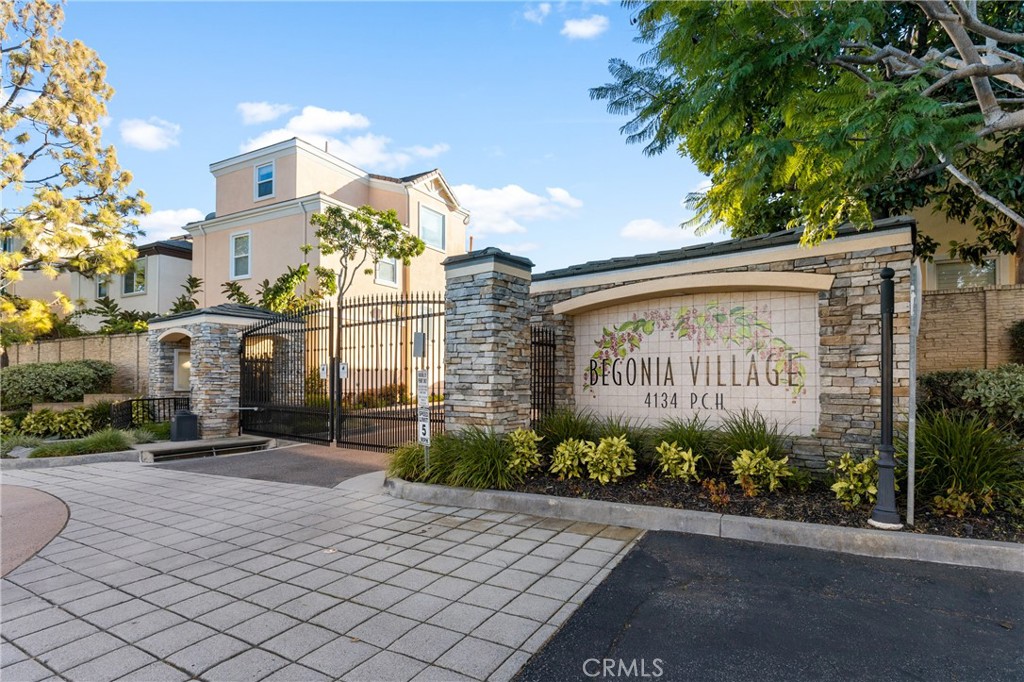 4134 Pacific Coast Unit: 137