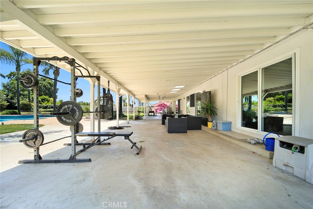 3012 E Charlinda Street