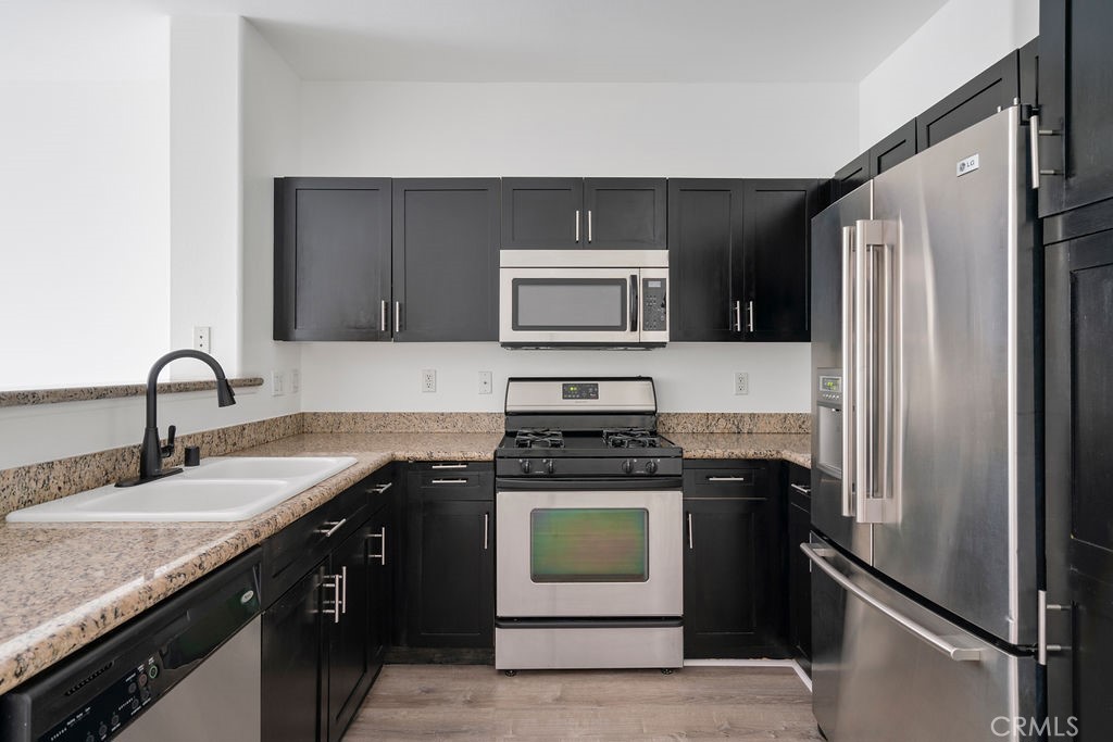 100 S Alameda Street 213