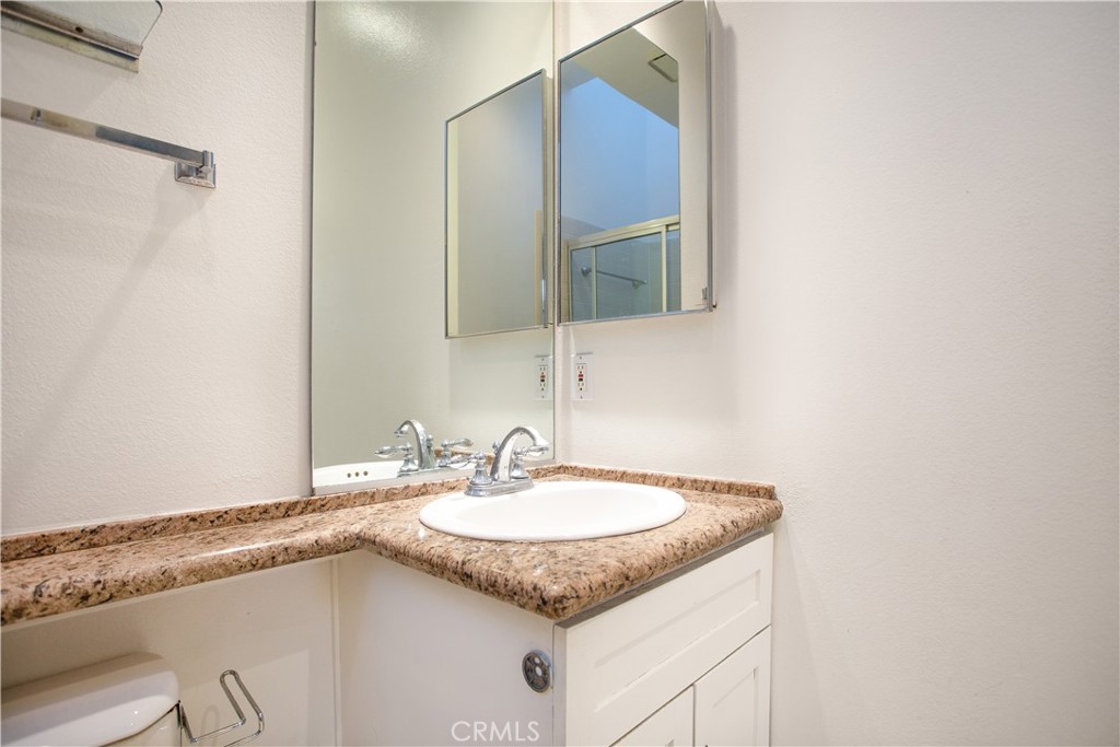 484 E California Boulevard 21