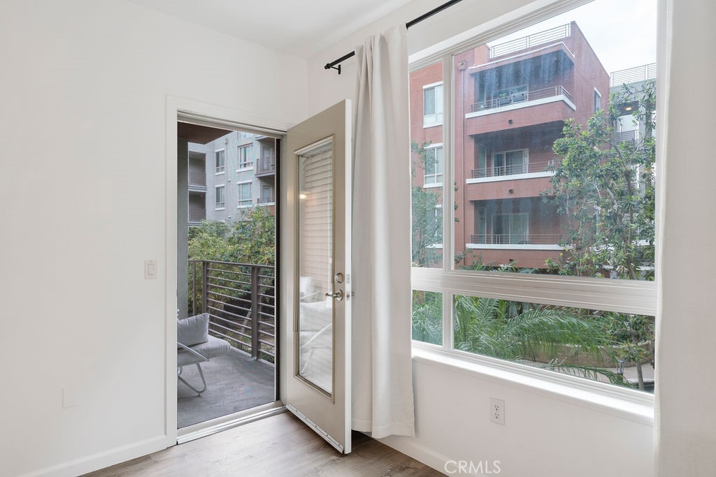 100 S Alameda Street 213