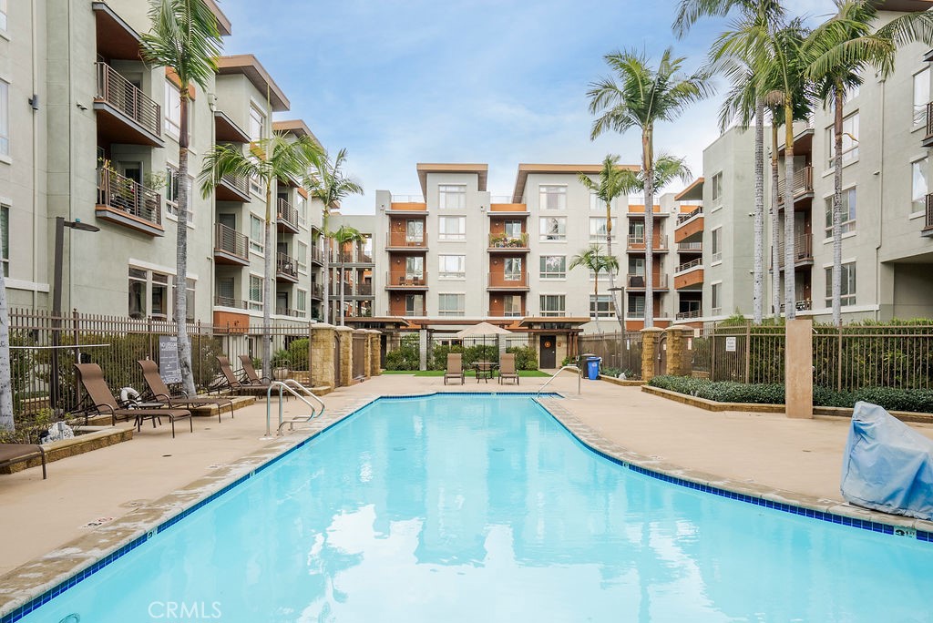 100 S Alameda Street 213