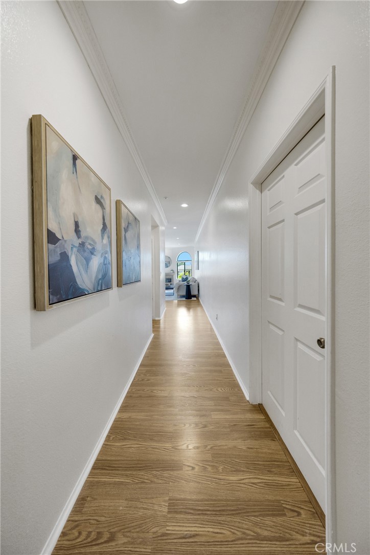 1541 S Bedford 205