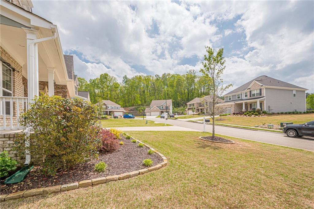 805 Ivy Crest Lane