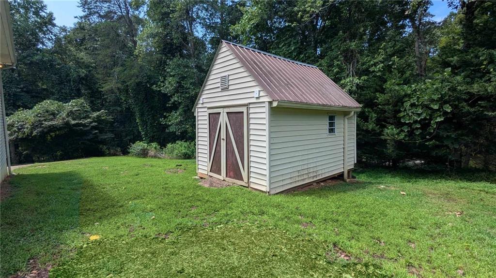 561 Chestatee Point