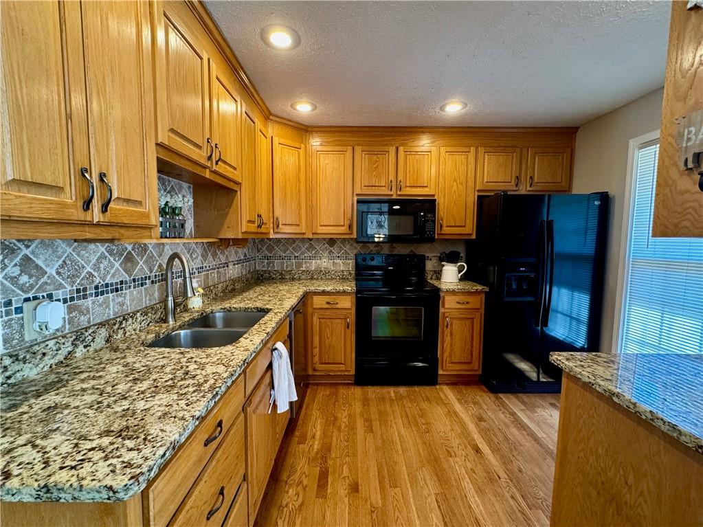 561 Chestatee Point