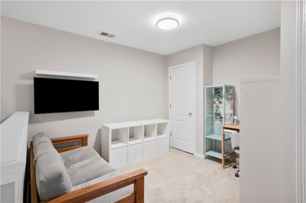 415 Red Coat Lane