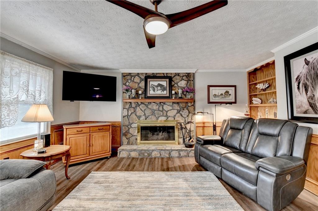 208 Hickory Ridge