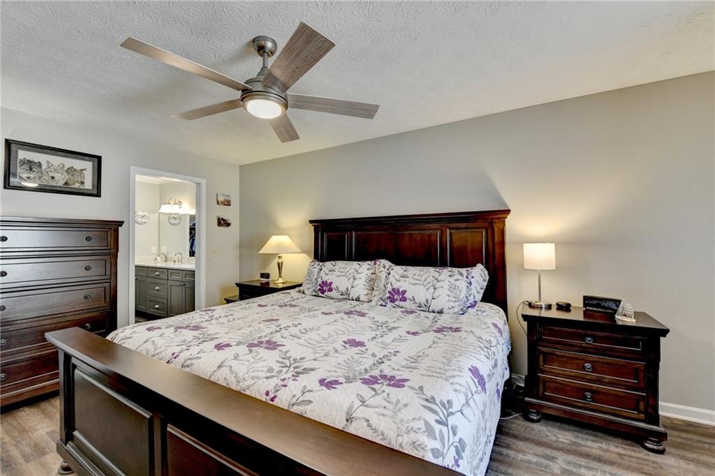 208 Hickory Ridge