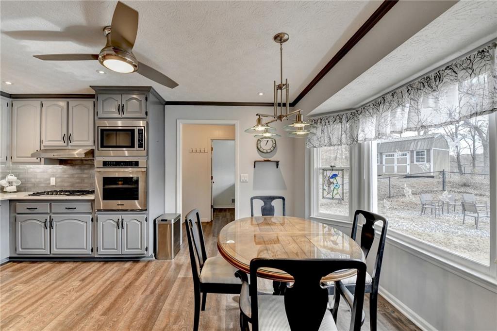 208 Hickory Ridge
