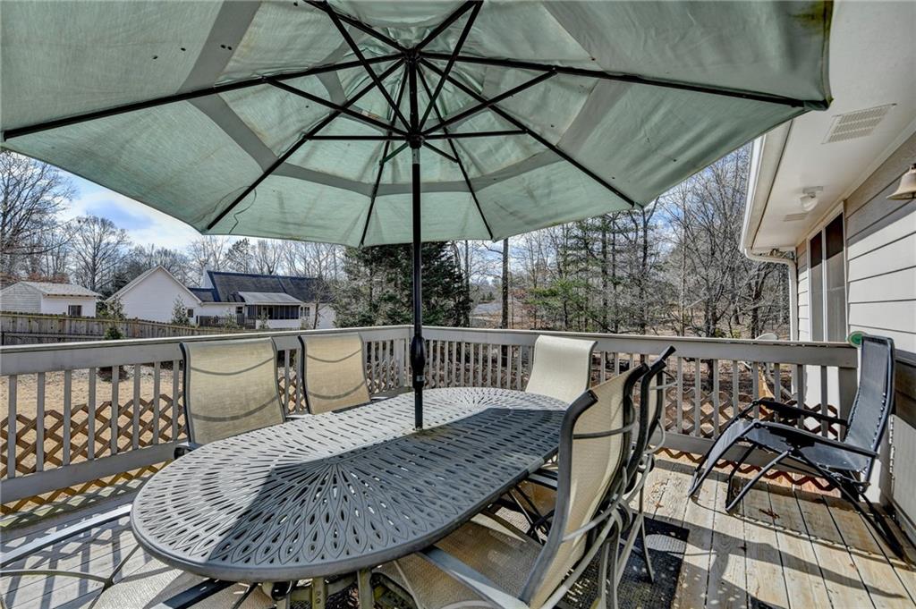 208 Hickory Ridge