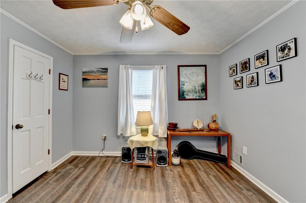 208 Hickory Ridge
