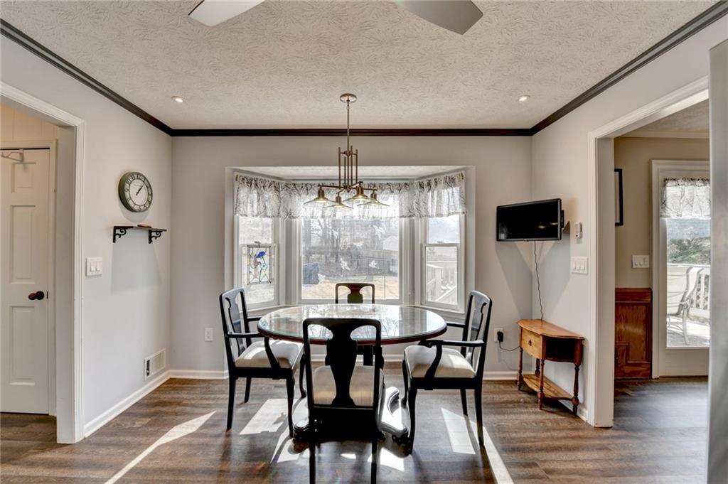 208 Hickory Ridge