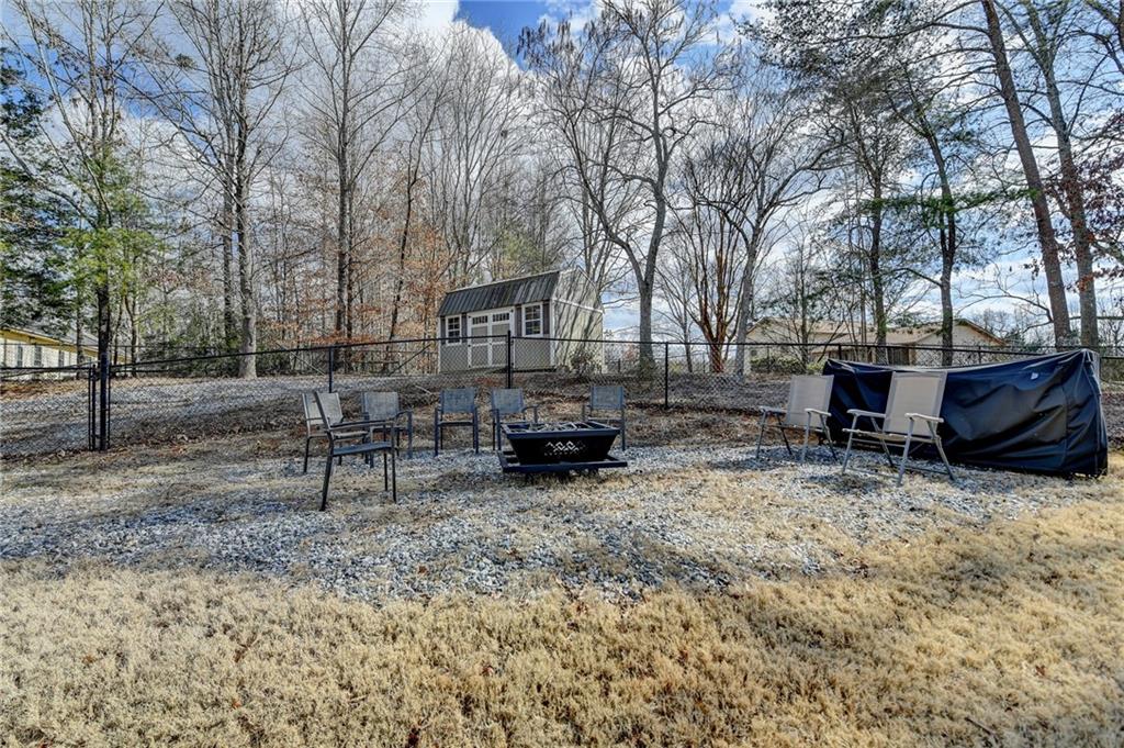 208 Hickory Ridge