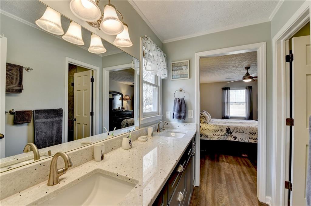 208 Hickory Ridge
