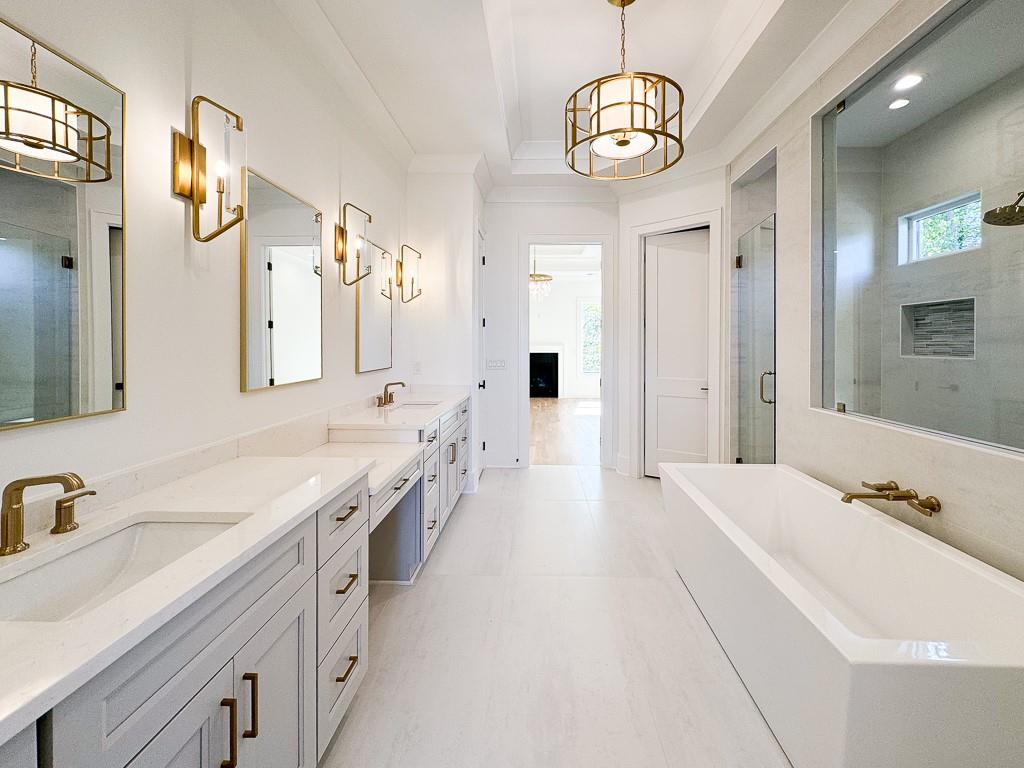 1310 Rumson Lane